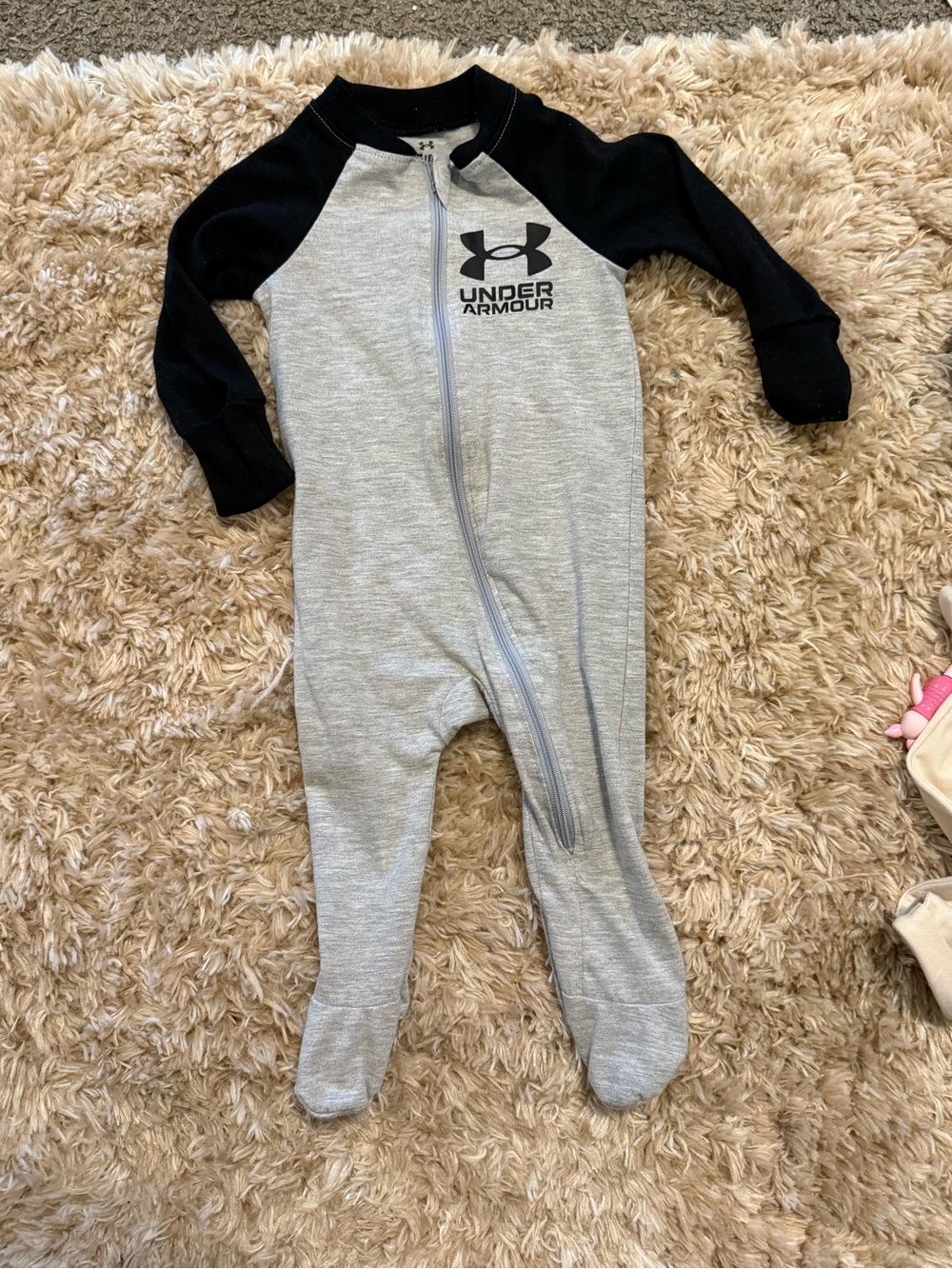 Under Armour Baby Sleep & Play Zip-Up Footed 3/6m EEUC